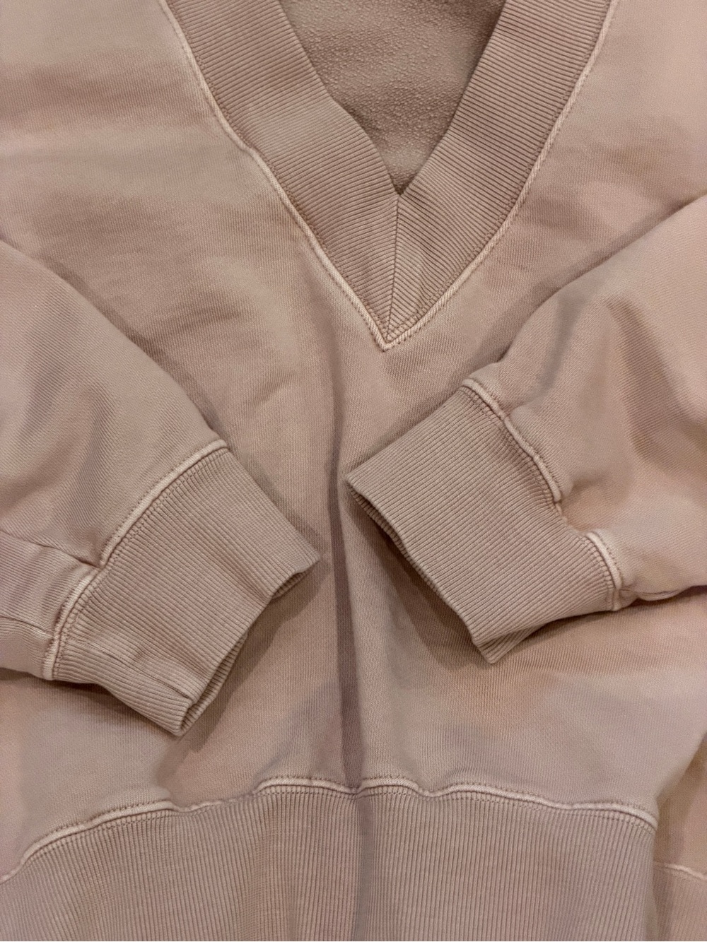 SKIMS Sweater - Picture 4 of 5